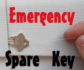 10 Places to Hide a Spare Key How To Hide A Spare Key Outside, Diy Hide A Key, Key Hiding Ideas Outside, Hide A Key, Secret Hiding Places, Hidden House, Hidden Spaces, Home Security Tips, Secret Space