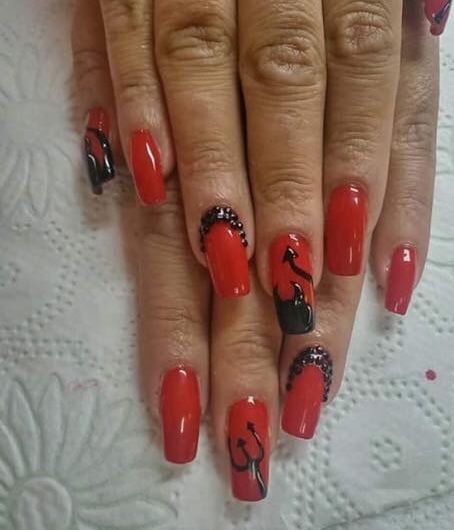 Devil Nails Halloween, Devil Nail Art, Devil Nails Designs, School Spirit Nails, Devil Nails, Ongles Halloween, 2023 Nails, Hard Gel Nails, Devil Halloween