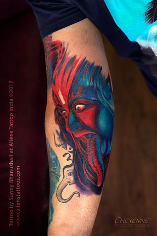 Kali Mata Tattoo, Goddess Kali Tattoo, Mata Tattoo, Durga Tattoo, Kali Tattoos, Plan Tattoo, Sleeve Tattoo Men, Religion Tattoo, Potrait Tattoo