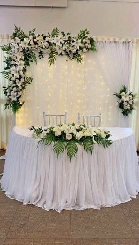 Small Wedding Backdrop, Cake Table Wedding Simple, Civil Wedding Decoration Simple, Head Table Wedding Decorations Simple, Wedding Decor Ideas Indoor, Main Wedding Table Decor, 25th Anniversary Decorations, Main Table Wedding, Head Table Wedding Decorations