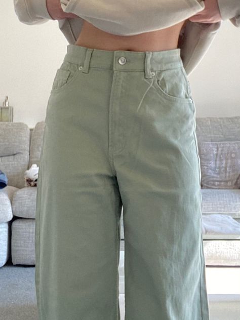 Sea Foam Pants Outfit, H&m Wide Leg Twill Pants, H&m Twill Pants, Wide Leg Twill Pants Outfit, H&m Wide Leg Jeans, Sage Jeans Outfit, Twill Pants Women Outfit, Mint Pants Outfit, Sage Jeans