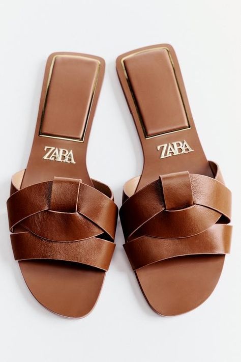 Women's Shoes | ZARA Australia - Page 3 Plain White Sneakers, Fuchsia Heels, Black Slingback Heels, Zara Australia, Strappy Leather Sandals, Stylish Heels, Ways To Wear A Scarf, Square Toe Sandals, Sneakers Looks