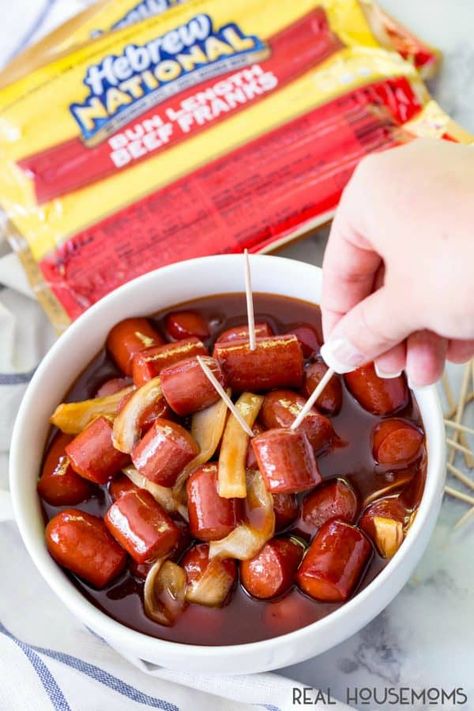 Hot Dog Bites, Bbq Bites, Party Munchies, Hot Dog Appetizers, Crockpot Foods, Tailgating Ideas, Crockpot Appetizers, Best Crockpot Recipes, Hot Appetizers