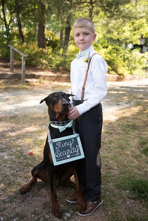 14 Wedding Signs For Dogs That Are Just Plain Paw-some | HuffPost Ring Security, So Fetch, Man And Wife, Wedding Pets, Dog Wedding, Dog Signs, Dog Pin, Budget Wedding, Exotic Pets