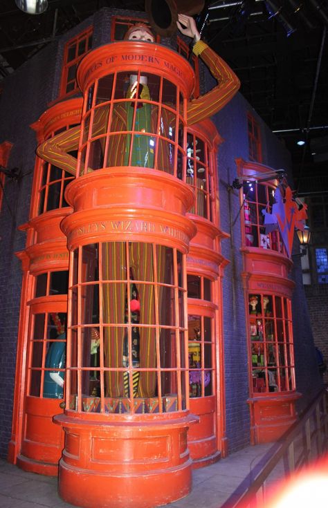 Zonkos Joke Shop Aesthetic, Zonkos Joke Shop, Harry Potter Weasley, Wizard Wheezes, Dirty Joke, Harry Potter Halloween Party, Fred And George, Cardboard Cat House, Cardboard Cat