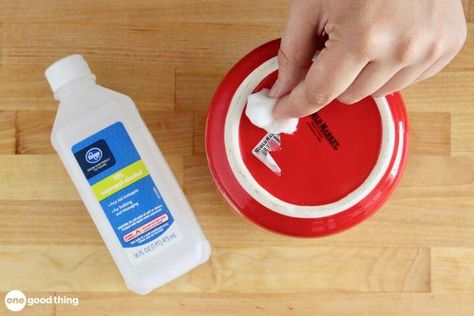 Homemade Toilet Cleaner, Clean Baking Pans, Cleaning Painted Walls, Washing Soda, Sticker Removal, Glass Cooktop, Deep Cleaning Tips, Citrus Oil, Simple Life Hacks