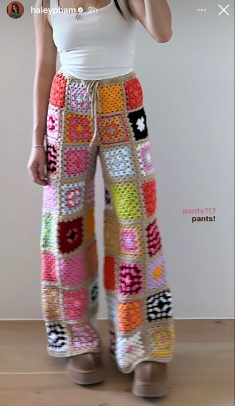 🐛 Pants Crochet Pattern, Winter Crochet Ideas Clothes, Pants Crochet, Granny Square Pants, Crochet Pants Pattern, Leaf Scarf, Crochet Pants, Crochet Winter Hats, Chunky Crochet Blanket