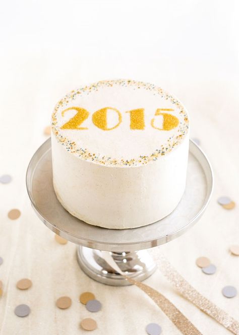 DIY Sprinkle New Years Eve Cake | by Carrie Sellman for TheCakeBlog.com Nye Cake, New Years Eve Cake, New Year Cake Designs, New Years Eve Dessert, New Year Cake, New Year's Desserts, Diy Sprinkles, New Year's Cake, Winter Cake