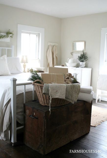 Farmhouse5540 ~Our Farmhouse This Christmas ~ 2016 Hamper In Bedroom, Upstairs Decor, Farmhouse 5540, Country Bedrooms, Christmas Bedroom Ideas, Farmhouse Bedrooms, Trendy Farmhouse, Farmhouse Fresh, Christmas Farmhouse