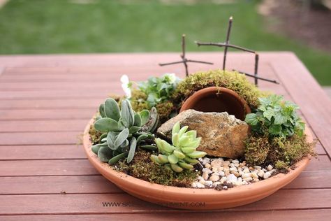 A Resurrection Garden for Kids | Skies of Parchment Garden Tomb Craft, How To Make A Resurrection Garden, Easter Terrarium Ideas, Resurrection Garden For Kids, Diy Resurrection Garden, Easter Tomb Garden, Easter Resurrection Garden, Easter Garden Ideas, Ressurection Gardens