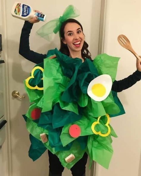 Salad Costume with Green Tissue Paper. Quick & Easy Church Halloween Costumes. Ideas for trunk or treat, Sunday school parites, bible study, Awana and more! #trickortreat #sundayschool #halloween #halloweenparty #awana #biblestudy #halloweencostumes #church #churchhumor #halloweencostumesforwomen #halloweencostumesforchurch #halloweencostumeideas #halloweencostumesforkids #diyhalloweencostumes #diyhalloween #sundayschool #salad #saladcostume Salad Costume, Salad Caesar, Diy Fantasia, Church Halloween, Makeup Zombie, Halloween Parejas, Maluchy Montessori, Green Tissue Paper, Food Costumes