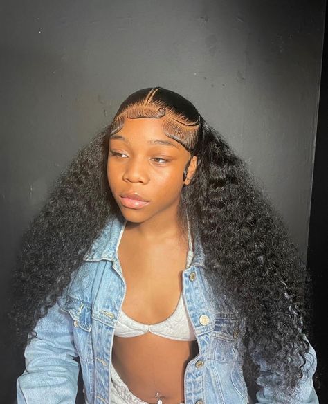 Wet Wavy Hairstyles For Black Women, Lace Hairstyles, Bougie Hair, Birthday Hairstyle, Wet And Wavy Hair, Hairstyles List, Teenage Hairstyles, Frontal Wig Hairstyles, Sew In Hairstyles