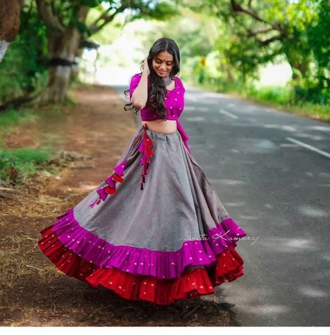 5 of Navratri Chaniya Choli designs if you want to go viral – GirlandWorld Cotton Chaniya Choli, Ruffle Lehenga, Chaniya Choli Designs, Garba Dress, Choli Dress, Navratri Dress, Navratri Chaniya Choli, Lehnga Dress, Half Saree Designs