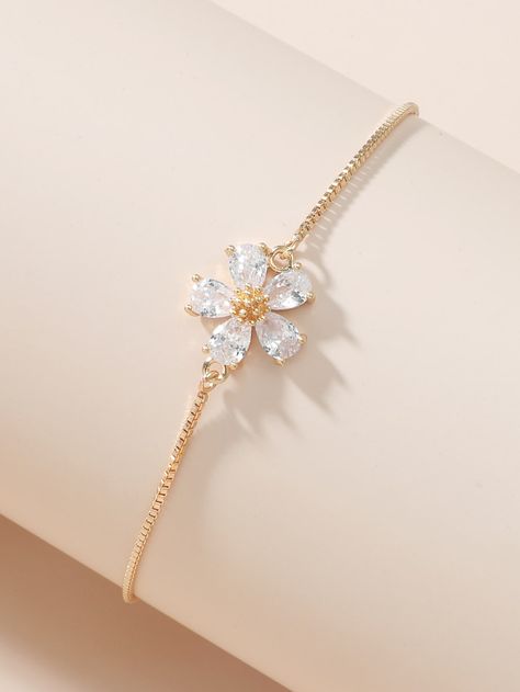 Yellow Gold Fashionable Collar  Cubic Zirconia   Embellished   Fashion Jewelry قلادات متدلية, Pretty Jewelry Necklaces, Jewelry Accessories Ideas, Girly Accessories, Classy Jewelry, Fancy Jewellery, Jewelry Lookbook, Fancy Jewelry, Hand Jewelry