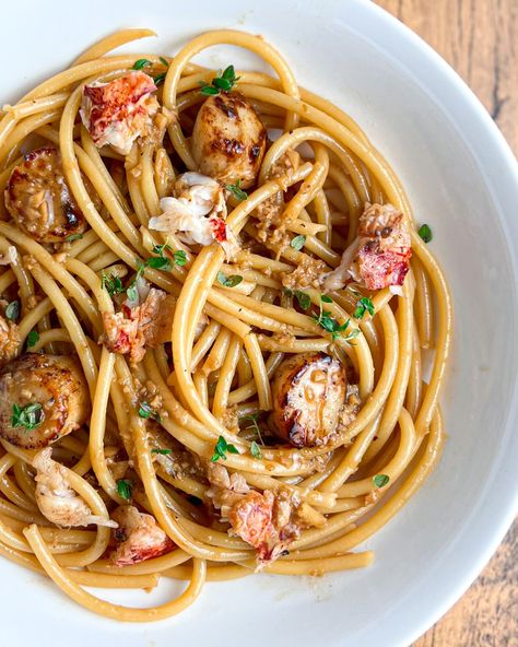 Lobster & Scallop Bucatini – Crafty Cookbook Lemon Wine Sauce, Lemon Wine, Scallop Pasta, Lobster Pasta, Frozen Lobster, Shrimp Scallops, Pumpkin Sauce, Lasagna Soup, Seafood Pasta