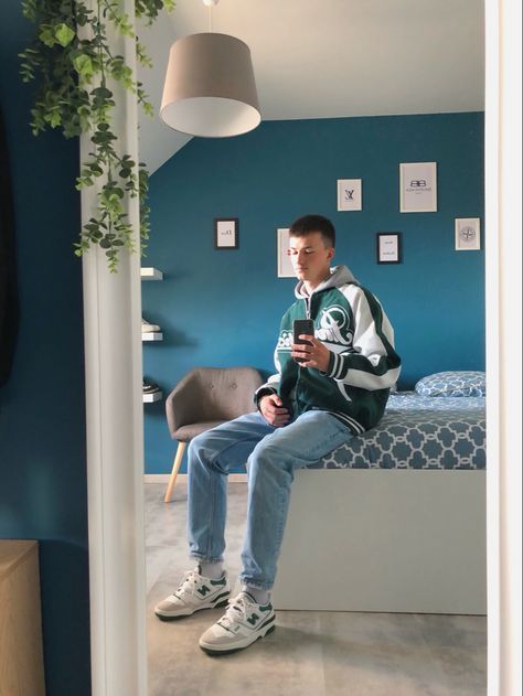 Nb 550 Green Outfit Men, Green New Balance 550 Outfit Men, Green Sneakers Outfit Men, Nb 550 Outfit Men, New Balance 550 Outfit Men, Man Ootd, Nb 550, Men Fashion Aesthetic, Boys Aesthetic Outfits