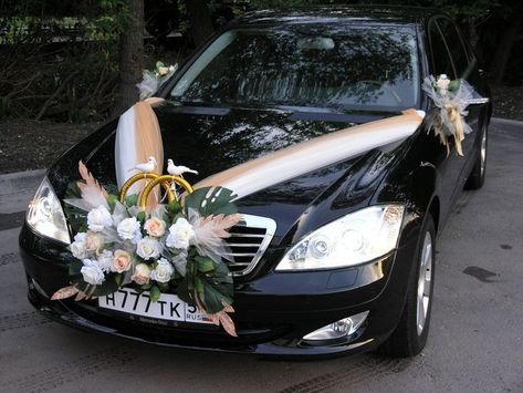 Wedding Car Deco, Bridal Car, Wedding Car Decorations, Car Deco, Online Florist, Camera Digital, Home Wedding Decorations, Boho Wedding Decorations, Wedding Flower Decorations