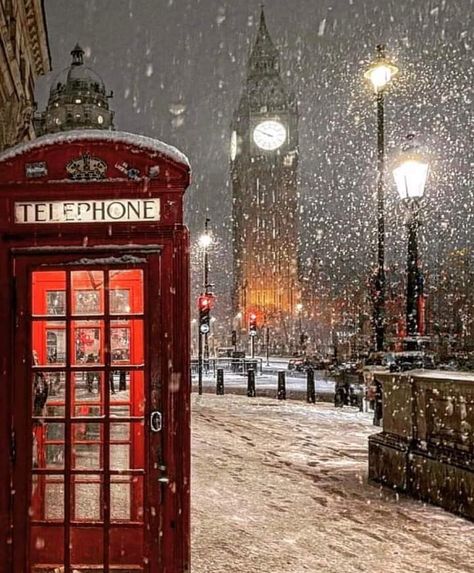 London In Winter, Winter London, London In December, England Aesthetic, London Dreams, Christmas Wallpaper Backgrounds, London Baby, London Aesthetic, London Christmas