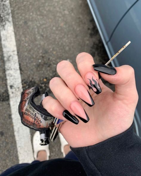 Euphoria Nails, Posh Nails, Black Acrylic Nails, Edgy Nails, Grunge Nails, Classy Acrylic Nails, Black Nail, Acrylic Nails Coffin Short, Short Acrylic Nails Designs