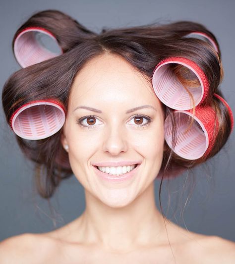 Top 10 Hair Rollers And How To Use Them To Create Luscious Curls Curl Hair With Rollers, Best Hair Rollers, Large Hair Rollers, Hair Rollers Tutorial, Easy Curls, Hair Curlers Rollers, Automatic Hair Curler, Heatless Hair Curlers, Curls For Long Hair