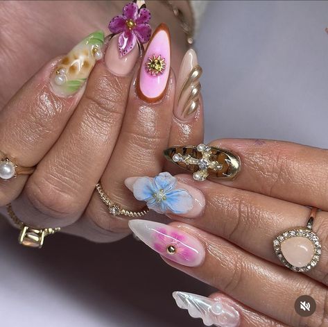 Flower Nails Design, Orchid Blue, Orchid Nails, Nails For Summer, Latest Nail Trends, Nail Blog, Flower Nail Designs, Vacation Vibes, Bling Acrylic Nails