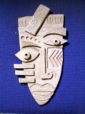 Clay Mask Art, Kimmy Cantrell, Cardboard Mask, Art Picasso, Wooden Mask, Ceramic Mask, Afrikaanse Kunst, Picasso Art, Cardboard Art