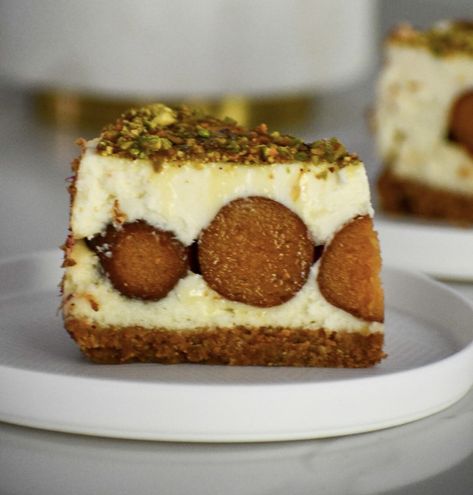 Gulab Jamun Cheesecake – The Table Of Spice Gulag Jamun Cheesecake, Gulab Jamun Cheesecake Recipe, Gulag Jamun Cake, Gulab Jamun Desserts, Gulab Jamun Cake Recipe, Gulab Jaman, Gulab Jamun Cheesecake, Gulab Jamun Cake, Vegan Cheesecake Recipe