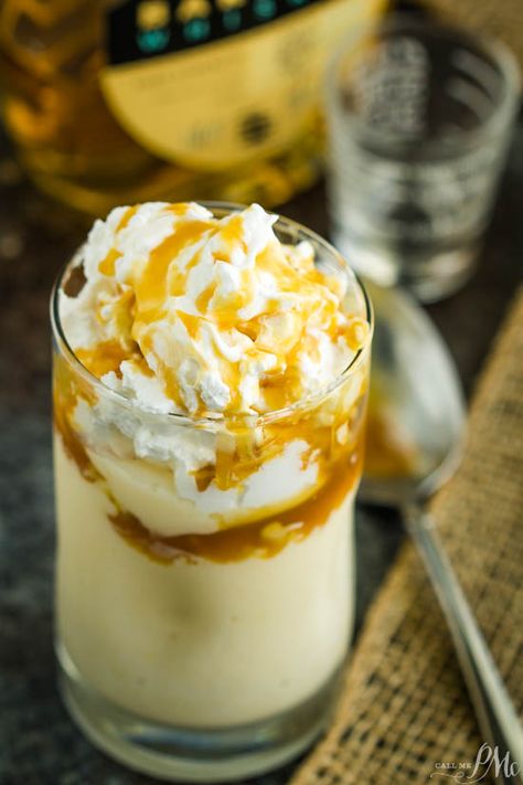 Caramel Bourbon Milkshake Alcoholic Ice Cream Drinks, Bourbon Milkshake, Boozy Milkshake Recipes, Caramel Bourbon, Ice Cream Cocktails, Boozy Milkshake, Ice Cream Drinks, Whiskey Cocktail, Best Cocktail Recipes