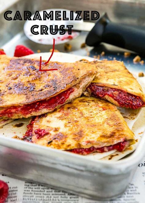 Dessert Quesadilla Recipes, Best Quesadilla Recipe, Dessert Quesadilla, Raspberry Breakfast, Quesadilla Recipes Easy, Morning Recipes, Raspberry Chocolate Chip, Breakfast Quesadilla, Raspberry Chocolate