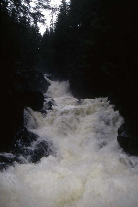 Deception Falls, Canada Perrine Coulee Falls, Kaieteur Falls, Lundbreck Falls, Cascade Loop Washington, Blackwater Falls State Park, Washington