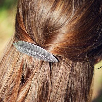 Easy Updo Hairstyles, French Twist Hair, Feather Hair Clips, French Clip, Feather Hair, Hair Accessories Clips, Braided Hairstyles Easy, Haircuts For Long Hair, Feathered Hairstyles