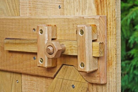 Shed Doors - From Traditional To Advanced Shed Door Lock Ideas, Dyi Shed, Shed Door Lock, Shed Security, Shed Frame, Barn Door Locks, Door Handles And Locks, Door Types, Shed Door