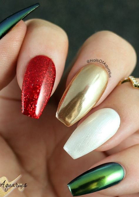 # Nails Red Gold Green Nails, Green And Red Chrome Nails, Red And Green Chrome Nails, Red Green Gold Nails, Nerdy Nails, Sparkly Christmas Nails, Nail Art Christmas, Fingernails Painted, Sparkly Christmas