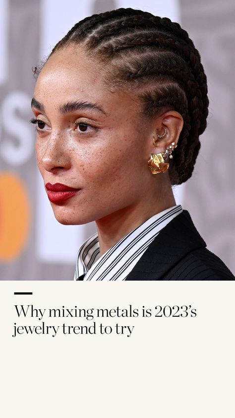 Adwoa Aboah mixing silver and gold jewelry Gold And Silver Together Jewelry, Pairing Gold And Silver Jewelry, How To Style Silver Jewelry, Gold Silver Rings Mixed, Wearing Gold And Silver Jewelry Together, Mix Silver And Gold Jewelry, Mixed Gold And Silver Jewelry, Gold And Silver Earrings Mixing, Mixing Silver And Gold Jewelry