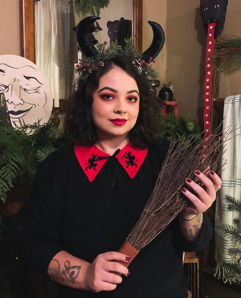 Krampus Outfit, Krampus Cosplay, Krampus Party, Yule 2023, Krampus Costume, 2024 Halloween, Hat Tutorial, Cosplay Outfits, My Favorite Things