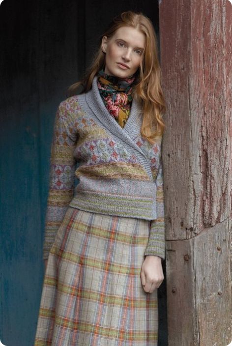 Punto Fair Isle, Maglia Fair Isle, Rowan Knitting, Marie Wallin, Fair Isles, Country Fashion, Crochet Magazine, Fair Isle Knitting, Angkor