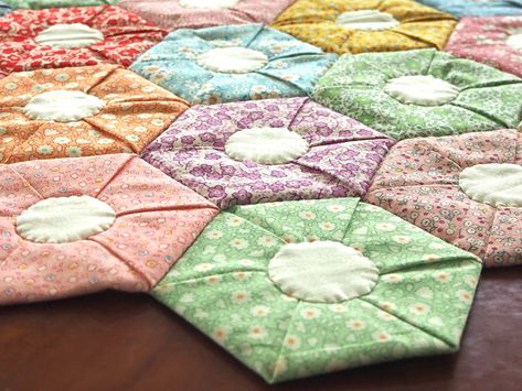 Folded fabric HEXAGON quilt hand sewing pattern in PDF format | Etsy Patchwork Hexagonal, Hexie Quilts Patterns, Hexagon Quilt Pattern, Fabric Folding, Hexagon Patchwork, Hexie Quilt, Hand Sewing Projects, English Paper Piecing Quilts, Quilt Sewing Patterns