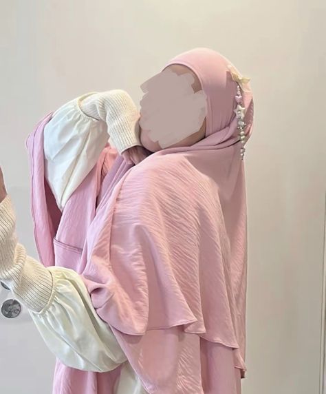 Coquette Hijabi Aesthetic, Coquette Hijab, Veiled Clothes, Pink Abaya, Muslim Girl Outfits, Khimar Abaya, Pink Hijab, 2000s Japanese Fashion, Modern Hijab Fashion