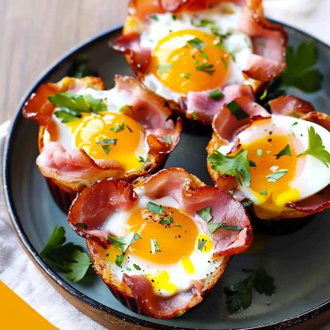 Ham and Egg Cups Recipe - elianarecipes.com Egg Cups With Ham, Ham And Egg Breakfast Cups, Ham Egg Bites Muffin Tins, Ham Egg Cheese Cups, Ham And Egg Bites, Ham Cups With Eggs, Ham Egg Muffin Cups, Egg And Ham Cups, Ham Egg And Cheese Cups