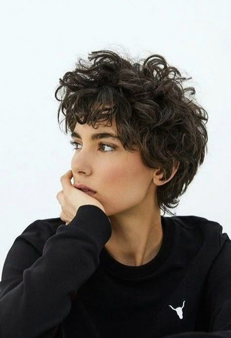 Short Hairstyles With Bangs For Women Over 50, Short Edgy Curly Haircuts, Curly Bowl Cut For Women, French Pixie Haircut Curly, Shag Pixie Cut, Wavy Pixie Hairstyles, Pixie Cut Wavy Hair, Wavy Pixie Cut, Curly Pixie Hairstyles