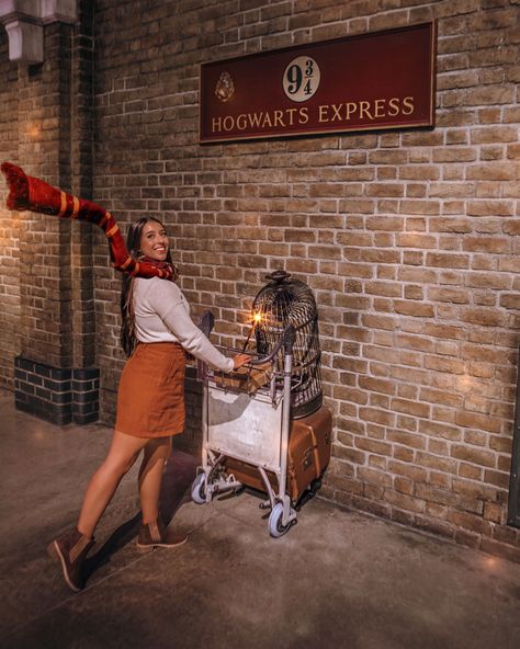 Harry Potter World Photo Ideas, Harry Potter World London, Harry Potter Places To Visit, Harry Potter Trip, Universal Harry Potter, Harry Potter Studios London, London Harry Potter, London Photo Ideas, Harry Potter Locations