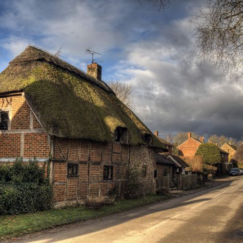 Where Should I Live? (QUIZ) Where Should I Live, Hampshire England, Magic Places, Thatched House, Tiny Village, Picture Postcards, The Dominican Republic, Cozy Place, Best Photographers