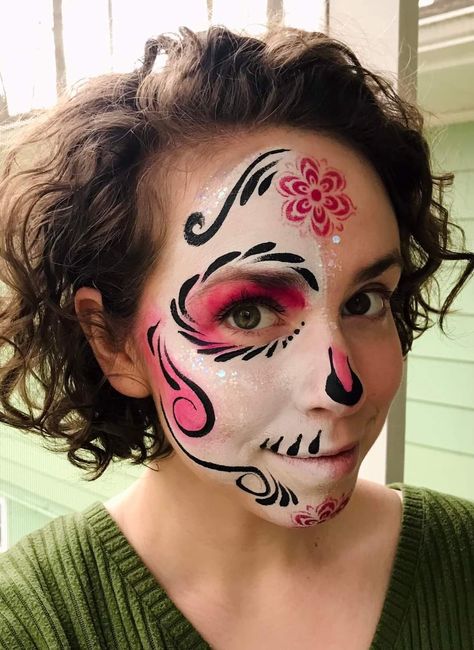 Skull Candy Face Paint, Katrina Face Painting, Calavera Face Painting, Day Of The Dead Face Paint Simple, Sugar Skull Face Paint Kids, Dia De Los Muertos Face Paint Ideas Easy, Day Of The Dead Face Paint Kids, Sugar Skull Face Paint Easy, Mexico Face Paint