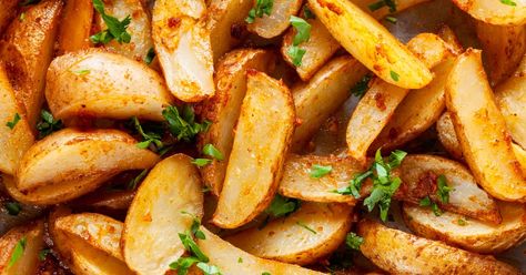 For The Crispiest Potato Skin, Boil Them With Baking Soda Baking Soda Potatoes, Boiled Potatoes With Skin On, Baked Baby Potatoes, Skin Boil, Easy Chili Recipe Crockpot, Crispy Potato Skins, Recipe Crockpot, Making French Fries, Red Skin Potatoes