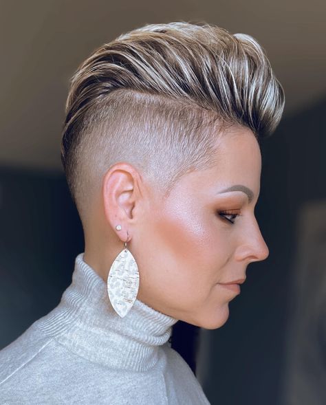 Short Hair 40s Over 40, Fauxhawk For Women, Short Pompadour, Pompadour Haircut, Shaved Hair Women, Hairstyle For Women, Pompadour Hairstyle, Shaved Undercut, Short Hairdos