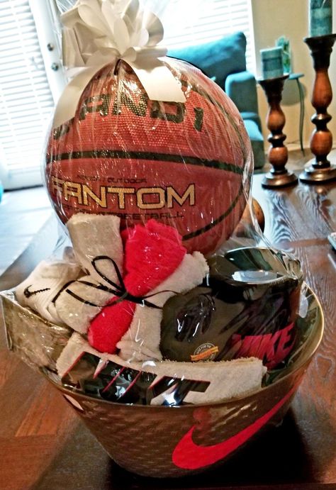 Birthday Gifts For Basketball Boyfriend, Gift Basket For Boyfriend Basketball, Gift Ideas For Boyfriend Basketball, Game Day Basket For Boyfriend Basketball, Basketball Theme Gift Basket, Basketball Gift Ideas For Boyfriend, Basketball Christmas Gifts, Basketball Bf Gifts, Basketball Gift Basket For Boyfriend