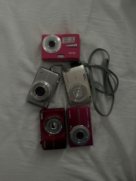 Digital Cameras 2000s, 90s Digital Camera, Digital Camera Collection, Early 2000s Camera, 2000s Digital Camera Photos, Cheap Camera, 2000s Digital Camera, Old Digital Camera, 90s Camera