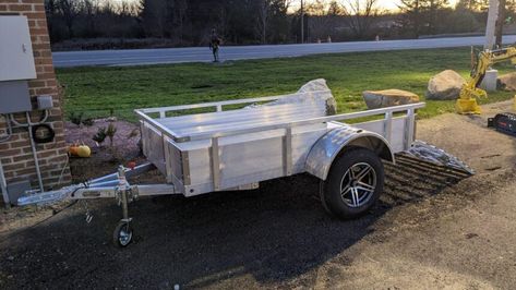 Aluminum utility trailers stand out for their exceptional durability, lightweight construction, and corrosion resistance. Unlike traditional steel trailers, aluminum trailers are rust-proof, ensuring longevity and reliability even in challenging weather conditions. Their lightweight nature not only makes towing easier but also maximizes fuel efficiency, making them an eco-friendly choice for your hauling needs. 5x8 Utility Trailer, Aluminum Utility Trailer, Aluminum Trailer, Utility Trailer, Fuel Efficient, Lynx, Weather Conditions, Portal, Trailer