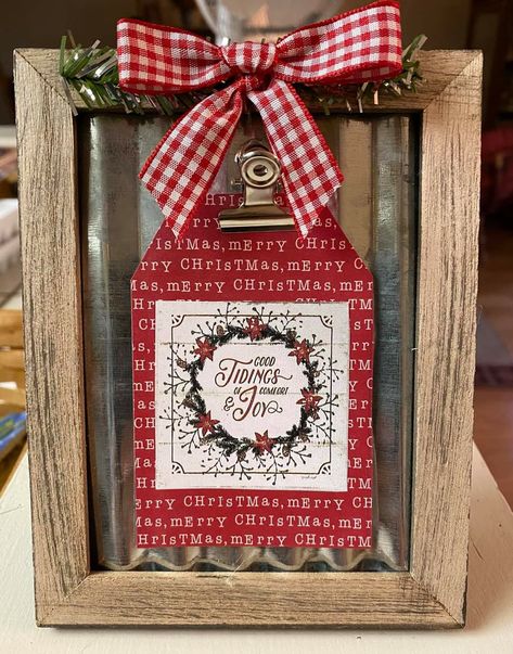 Dollar Tree Calendar Crafts, Dollar Store Christmas Crafts, Picture Frame Crafts, Calendar Craft, Dollar Store Christmas, Diy Dollar Tree Decor, Dollar Tree Decor, Diy Dollar Store Crafts, Christmas Wood Crafts