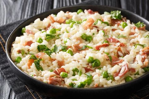 Ham Rice Soup, Ham Risotto, Rice With Peas, Chicken Tetrazzini Casserole, Italian Rice Dishes, Italian Risotto, Easy Risotto, Risotto Recipes Easy, Rice Peas